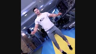 قهرمان نچرال جهان، جواد عزیزی .