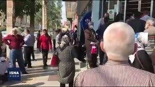 شلوغی بانکهای اهواز در روزهای کرونایی