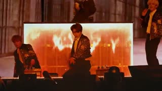 قسمت دوازدهم مستند Hit the road سونتین(seventeen)+زیرنویس فارسی