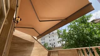 سایه بان برقی تراس ویلا