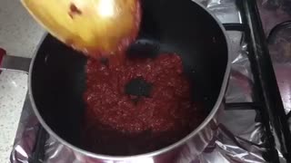 تهیه سس قرمز