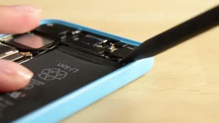 آموزش تعویض باتری آیفون iPhone 5C-امداد موبایل