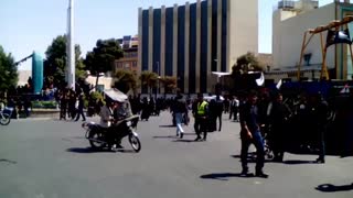 نه اشکاتا نگه دار واسه غروب فردا