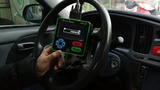 تعریف ریموت خودروی هیوندای آوانته قدیمی 10 پین با عیب یاب رایان خودرو مدل SPD240