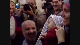 Ayatollah Khamenei presented his keffiyeh to a disabled veteran's grandchild