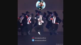 مایکل جکسون در اجرای موسیقی ویدیویی Mtv 1995