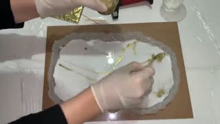 آموزش ساخت ظروف تزئینی با رزین