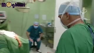 عمل جراحی شکستگی بازو در خانم ۸۶ ساله