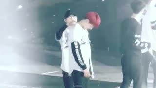 اینو دیگه فکر کنم همتون دیدید..... اوه........... ورژن جدید این ویدیو.......ینی عاشق آخرشم