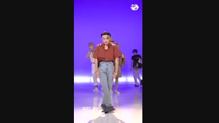 کاور گرول اکسو توسط گروه Ateez