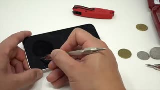 آزمایش مقاومت صفحه نمایش Ceramic Shield آیفون 12