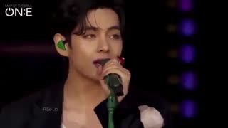 اجرای اهنگ inner child-Taehyung  در کنسرت