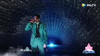 اجرای زنده Kris Wu "Eternal Love" 2020