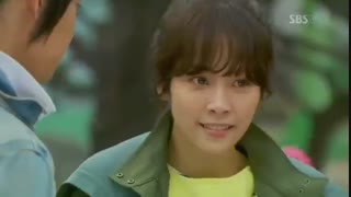 سکانس طنز سریال شاهزاده ی زیر شیروانی ۲____(دنبال=دنبال)