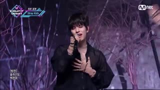 اجرای آهنگ back  door و Ex از استری کیدز