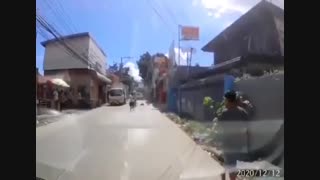 حادثه دلخراش و دردناک ( تصادف موتور با پسربچه .. بالای 18 سال
