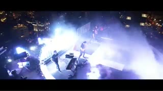 دانلود موزیک ویدیو جدید سیروان خسروی به نام منو ببخش (اجرای زنده)