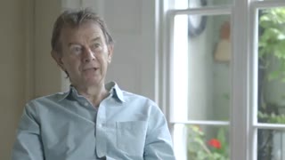 واقعه عاشورا درس بزرگی برای مردم جهان دارد