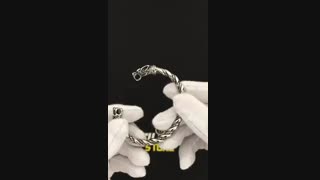 خرید دستبند وایکینگ ها از فروشگاه سیلوان silvanstore.com