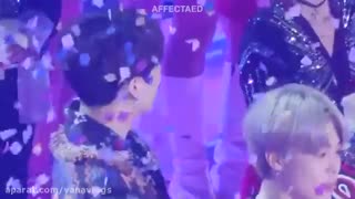 کلیپی خنده دار از بلک پینک و بی تی اس