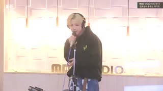 اجرای آهنگ Bumb Bumb  از WOODZ