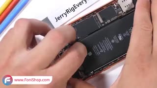 کالبدشکافی آیفون XR - چطوری این گوشی های رنگارنگ رو باز کنیم؟ - فونی شاپ