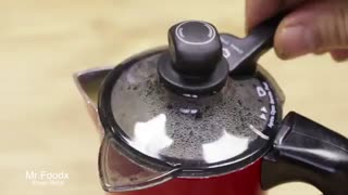 لاته بادام زمینی کاراملی مسترفود - peanuts latte