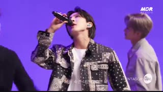 کاور گروه pentagon از آهنگ lovesick girls بلک پینک