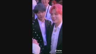 اولین ویدیو دوستش داشته باشید ☺☺☺☺kookMimi