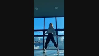 تیک تاک  لیسا   ☆ :)