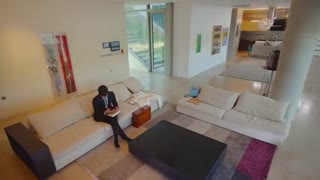 برنامه جنایتکار تویی [BUSTED] فصل 3 قسمت 4 زیرنویس فارسی