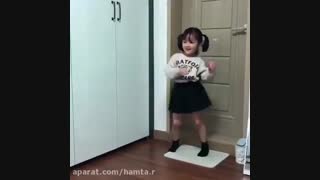 دختر سه ساله دو دو دو بلک پینک رو کاور کرد