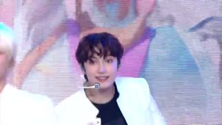 TXT-TOMORROW X TOGETHER