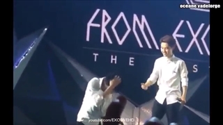فانی مومنت دی او اکسو - EXO D.O funny moment