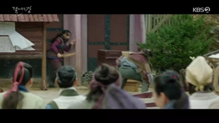 طلوع ماه در رودخانه قسمت سوم با زیرنویس فارسی چسبیده