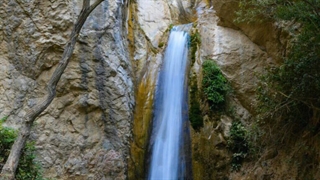 آبشار زیبای روستای توی شهرستان اسفراین