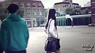 من ملکه کل جهان هستم. هیچ کس مثل من نیست ، هیچ پادشاهی نمی تواند مرا زیر پا بگذارد| Blood in the Water /Girls Power