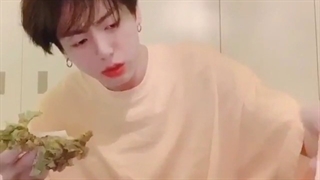 غذا خوردن جئون جونگ کوک