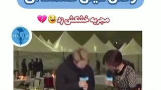 تازه با کاغذ گذاشت دهنش