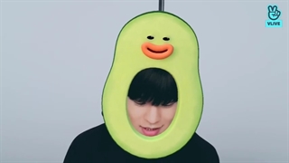 قسمت 12 ویلایو سونگمین عضو استری کیدز (Seungmin Small But Certain Happiness ) با زیرنویس انلاین فارسی