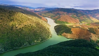 Beautiful Journey Around the Globe in 8K ULTRA HD